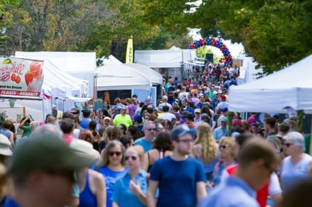 crowd-shot-1118x744